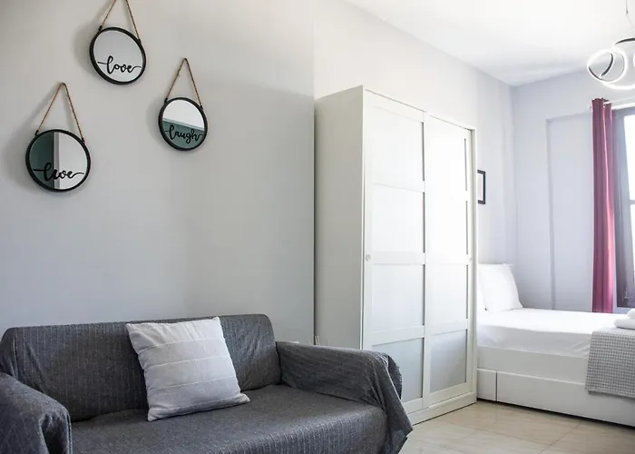 Skg Premium Kastra 塞萨洛尼基